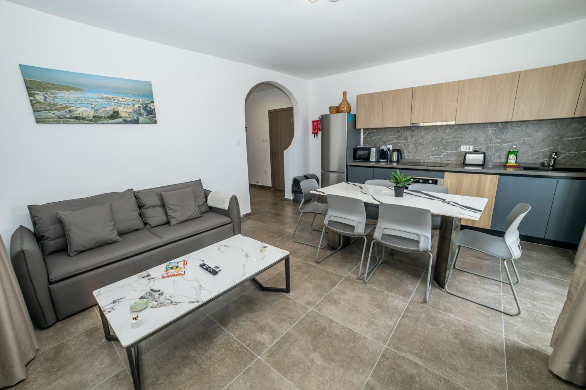 Charming Corner Apartment With Country View 2Br St. Paul's Bay Bagian luar foto