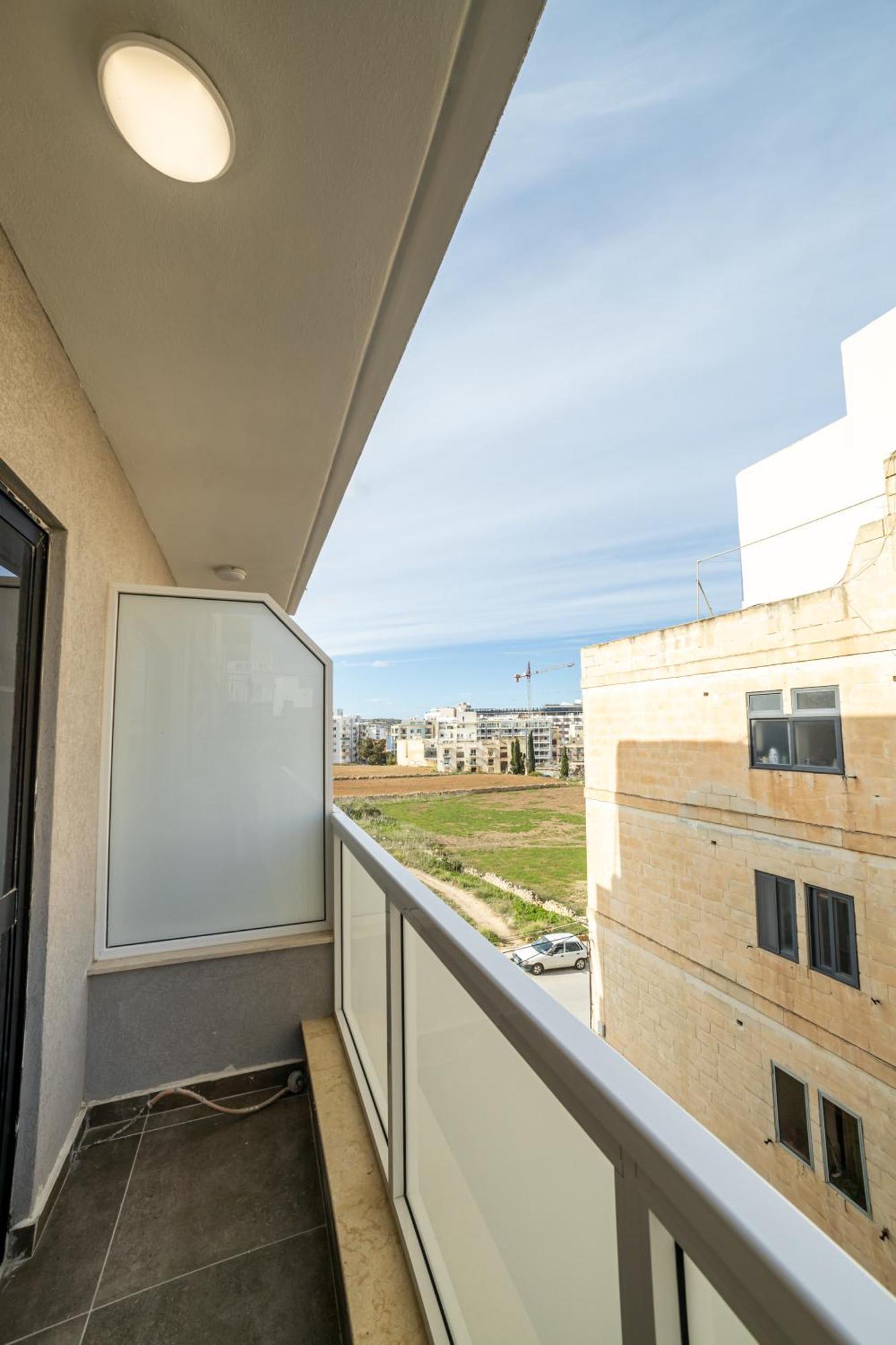 Charming Corner Apartment With Country View 2Br St. Paul's Bay Bagian luar foto